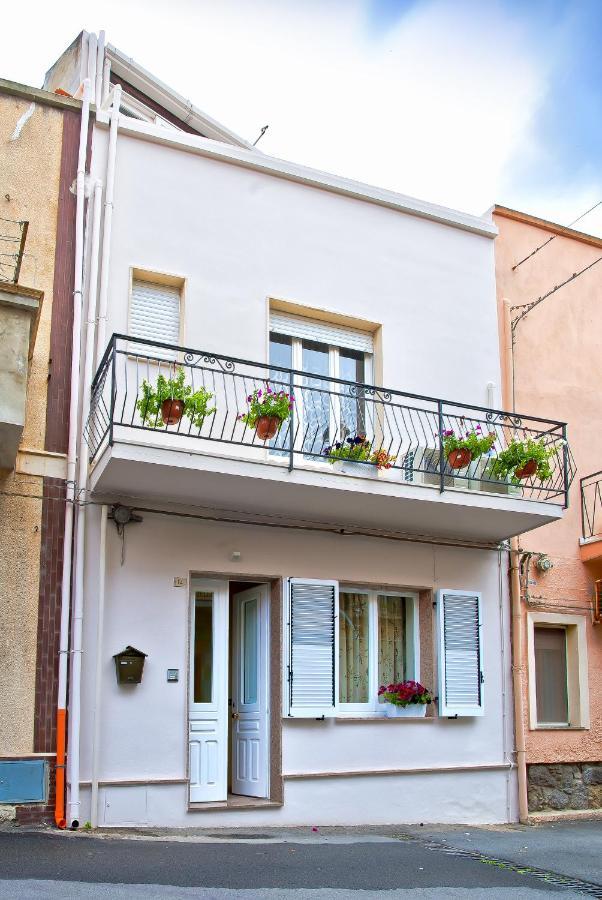 Montellinos Suite Tortora Sant'Antioco Exterior photo